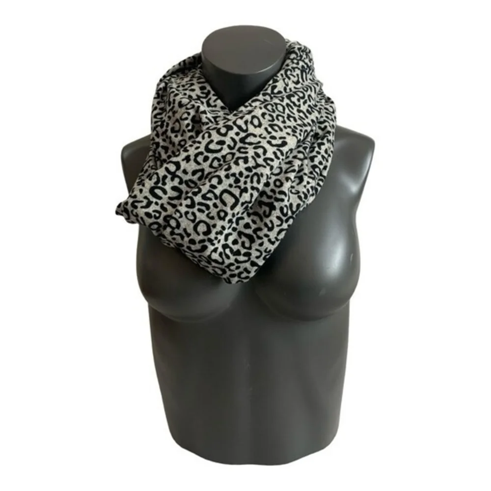 Wrap Scarf women’s neck